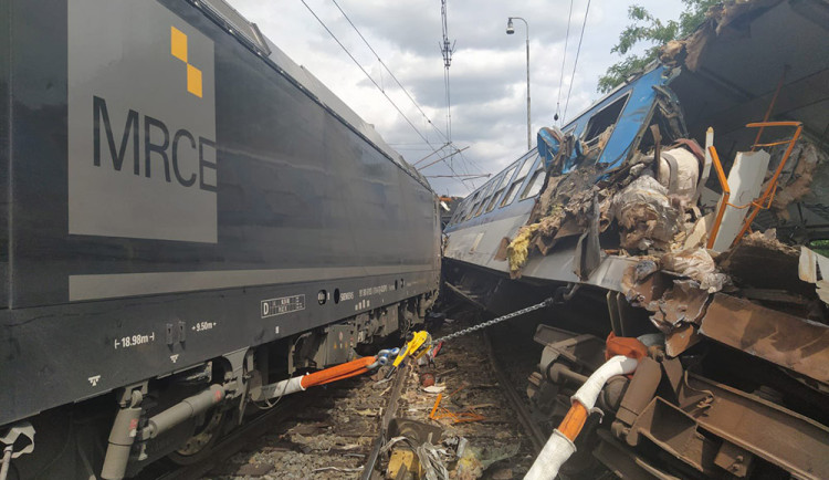 Podmínka pro strojvůdce za srážku s osobním vlakem na Prostějovsku. Škoda přesáhla deset milionů
