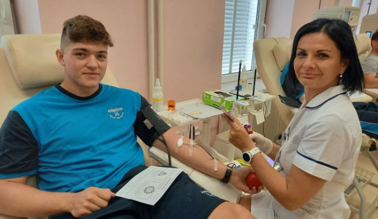 Důležitou pomocí při udržování zásob krve jsou hromadné odběry