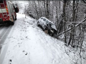 Do Olomouckého kraje se vrátila zima. Na hory vyrazili lyžaři, kvůli novému sněhu se stalo mnoho nehod