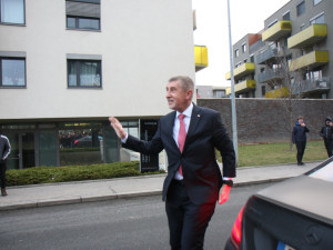 Petr Pavel je novým prezidentem. Andreje Babiše porazil o milion hlasů