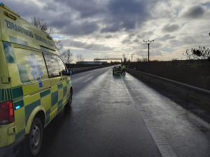 Na D35 u Litovle se zranili tři lidé. Dálnice na Olomouc je po sérii nehod zavřená