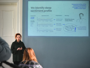 Olomoučtí vědci dokážou rozborem textu určit osobnost autora. Převratnou novinku už eviduje patentový úřad USA