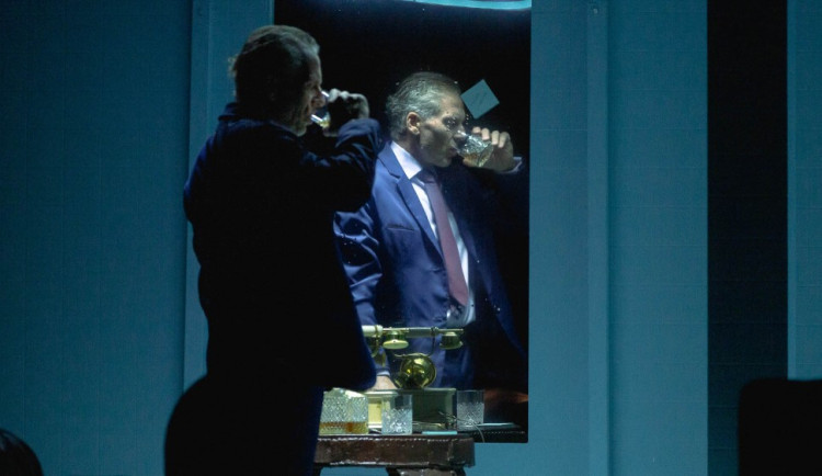 V Hradci koupíme ode dneška vstupenky do divadla nebo na koncert na více místech