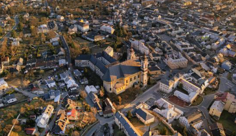 Historickým městem roku 2022 v Olomouckém kraji je Šternberk. Dobře se stará o památky