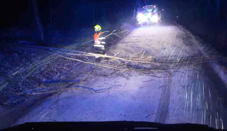 Povětrnostní podmínky komplikují dopravu v Olomouckém kraji