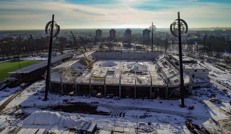 Proč lízátka? Připomínají cukrovinku na špejli z dob komunismu, vysvětluje jejích tvůrce Miloš Morávek