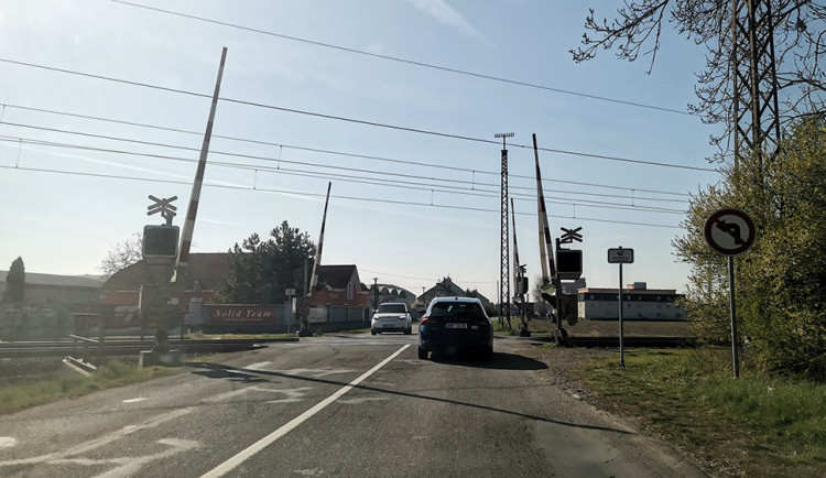 Přejezd přes železniční koridor v Olomouci - Holici