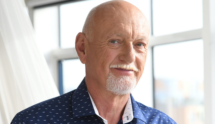 size3-16764538738907-2-glosa-patalie-evropskeho-parlamentu