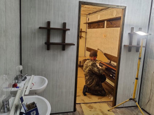 Student olomouckých práv vozí pomoc vojákům na Ukrajinu. Chystá i hygienický kamion