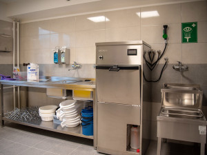 Olomoucká fakultní nemocnice zahájila provoz infekčního oddělení. V plánu je i nová klinika