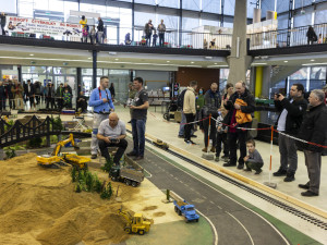 Noční vidění, drony i bitvy lodí. Interaktivní modelářská výstava ovládne olomoucké výstaviště