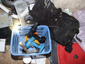 VIDEO: Osmičlenný gang narkomanů z Prostějova má na svědomí padesátku krádeží. Peníze šly na drogy