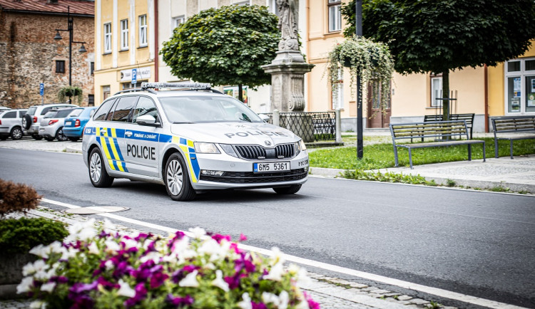 Noví policisté ve Zlatých Horách získávají městský byt