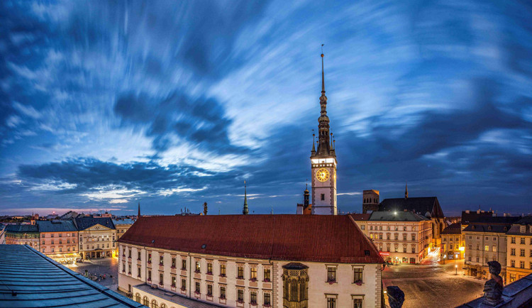 Olomouc ocenil i nejzcestovalejší český YouTuber. Krásná architektura a balzám na nervy, chválil Čočík