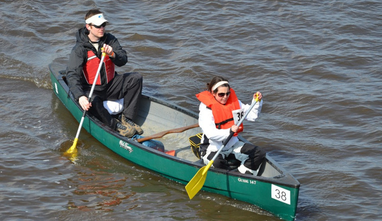 Na Orlici v Hradci vyrůstá nová kanoistická loděnice, řeší se nájemce