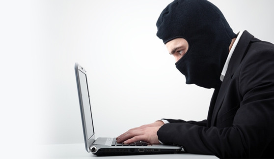 Podvodníci zneužívají ČEZ, muž z Hradecka přišel o osm set tisíc