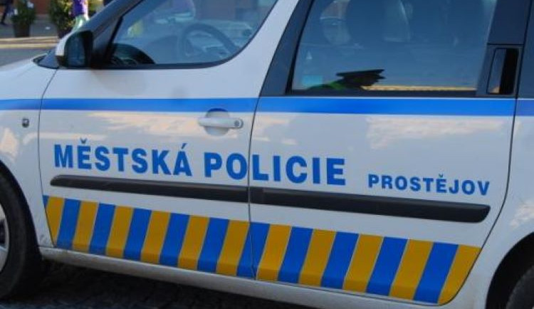 Prostějov nemůže sehnat strážníky. Nabídne proto náborový příspěvek ve výši padesát tisíc korun