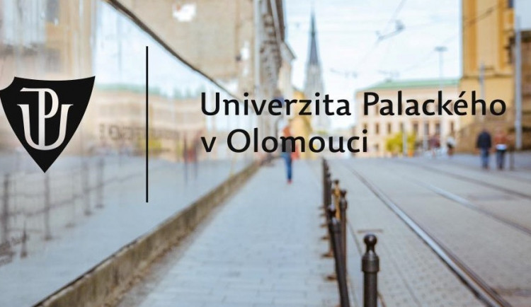 O studium na Univerzitě Palackého v Olomouci je rekordní zájem. Škola dostala 36 tisíc přihlášek