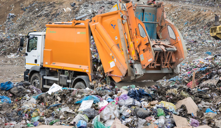 Kraj spustí revoluci v nakládání s odpadem. Lidé mohou ušetřit 