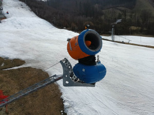 Víkend na horách provázely jarní teploty a slince. Na mnoha místech v Olomouckém kraji už sezona skončila