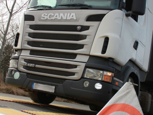 Razie na nákladní vozidla na Jesenicku dopadla neslavně. Padesát kontrol, čtyřiadvacet přestupků