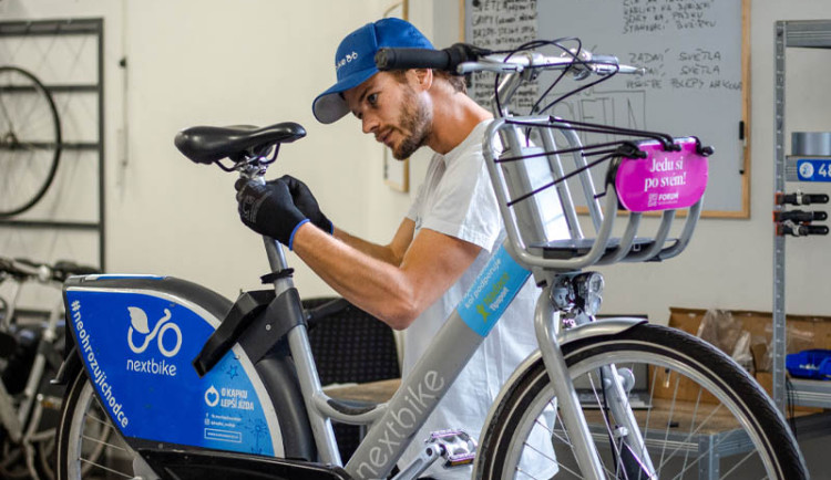 Startuje cyklo sezóna a v Hradci Králové přibude sdílených kol