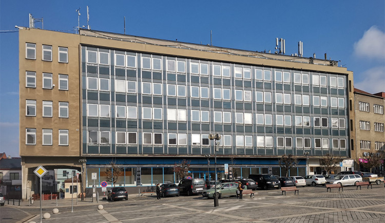 Administrativní budova bývalého Emosu na přerovském náměstí T. G. Masaryka