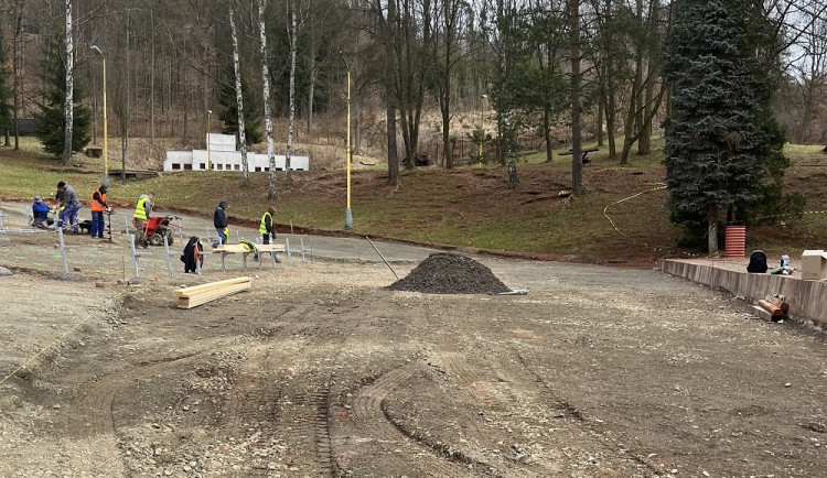 Na trutnovské Bojiště je zákaz vstupu, probíhá proměna amfiteátru