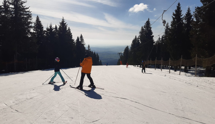 Vlekaři slibovali velikonoční lyžování a je tady