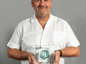 Titan, vanad a hliník: jedinečný meziobratlový implantát z Olomouce pomáhá pacientům už pět let