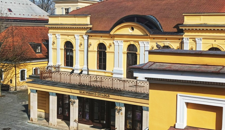 Hradecké Klicperovo divadlo láká na koncerty, přijede Langerová