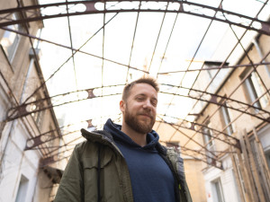 Většinu učitelů by umělá inteligence nahradit nezvládla, některé však ano, říká učitel Daniel Pražák 