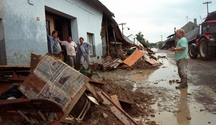 size3-16572691472685-124-v-troubkach-dnes-bude-mse-svata-za-obeti-povodni-pred-petadvaceti-lety-zemrelo-zde-devet-lidi