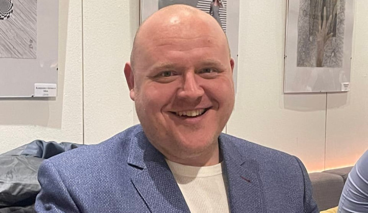 size3-16820549170048-139-glosa-proc-zahodit-vitezny-format-ano-si-zivou-vodu-nezaslouzi