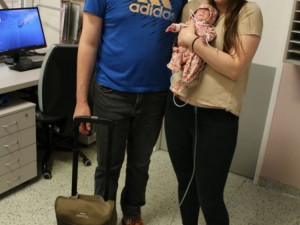 VIDEO: Nejmenší olomoucké miminko se vešlo do dlaně. Dnes má Vaneska velkou šanci na zdravý život