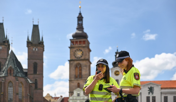 Hradečtí strážníci dostanou nová SUV i uniformy