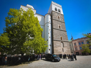 Smutek a respekt. Olomouc se loučila se zesnulým profesorem Jařabem