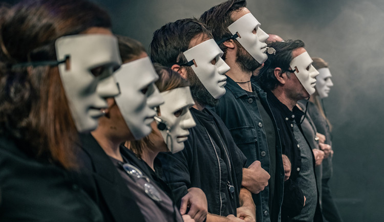 Snímek z inscenace Vykouření v podání Divadla Husa na provázku