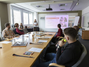 Na návštěvě před posláním životopisu: Honeywell Olomouc otevírá každý měsíc své haly veřejnosti