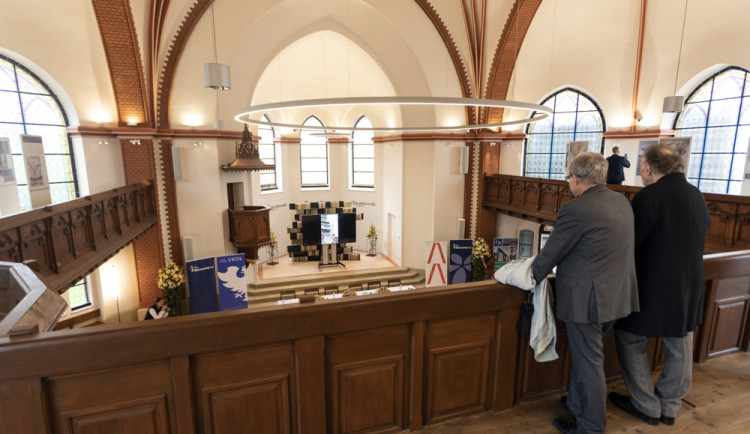 Ze zašlého skladu chloubou regionu. Olomoucký Červený kostel se otevírá veřejnosti