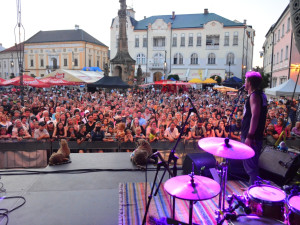 Celoměstská akce Hanácké Benátky v Litovli potěší nejen dospělé skvělými kapelami, ale i děti, pro které je připraven program v parku Míru zdarma