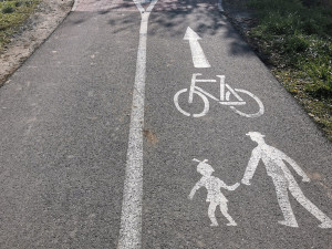Bezpečně na kole z Chomoutova: spojení do Olomouce se má začít stavět za tři roky