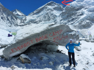 Lékařka Eva Perglerová úspěšně zdolala nejvyšší horu světa Mount Everest jako teprve třetí Češka