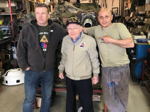 Sběratel Pavel Rogl si splnil klukovský sen. Jako jediný v Česku vlastní pojízdný americký tank Sherman