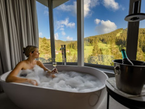 Letní ráj v Beskydech: zažijte dovolenou s wellness a skvělým jídlem ve Velkých Karlovicích