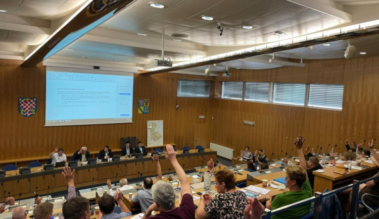 Zástupci měst a obcí odsouhlasili první finanční příspěvek do společného projektu nakládání s odpady