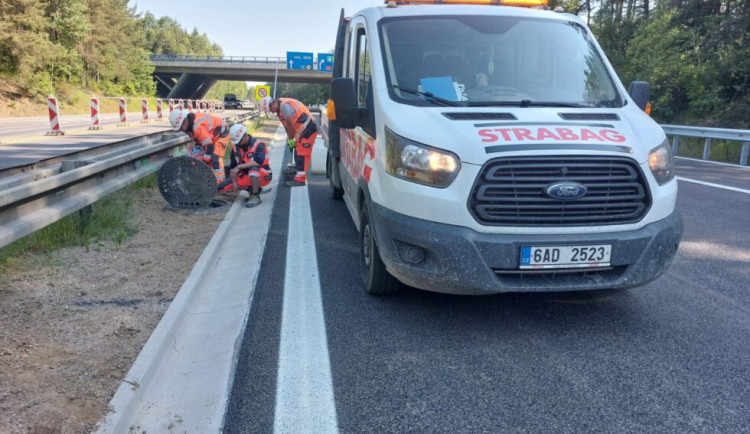 Dobrá zpráva pro řidiče. Omezení na dálnici D1 u Jihlavy se zítřkem skončí