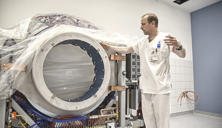 V nové dostavbě budovy X ve FN Olomouc budou zdravotníci využívat nejmodernější verzi přístroje PET/CT