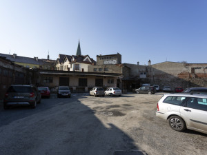 Místo menších bytů kultura či náplavka. Budoucí architekti ukázali možnosti chátrajícího areálu v Litovli