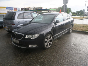 Demoliční jízda se čtyřmi promile. Zpitý šofér naboural v Prostějově pět aut